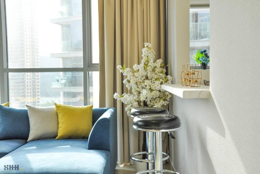 Lovely 2 Bedroom W/burj Khalifa View! * Dubai