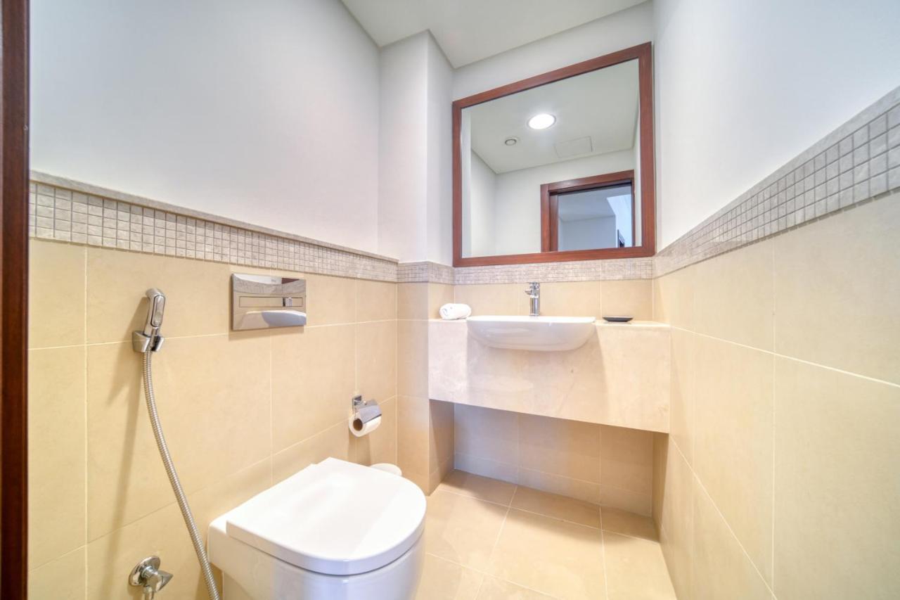Burj Vista Tower 1 - View, Downtown - Mint Daire *