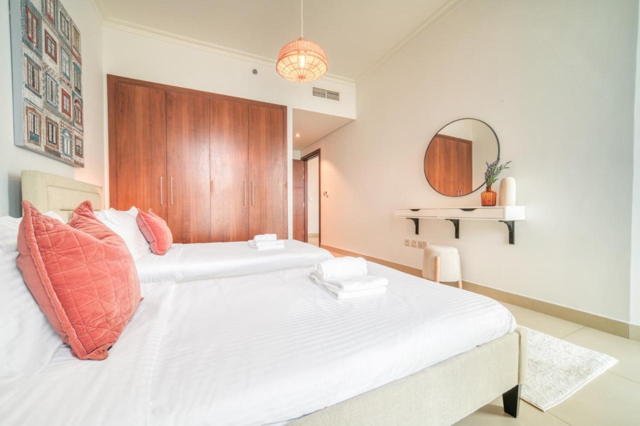 Burj Vista Tower 1 - View, Downtown - Mint Daire