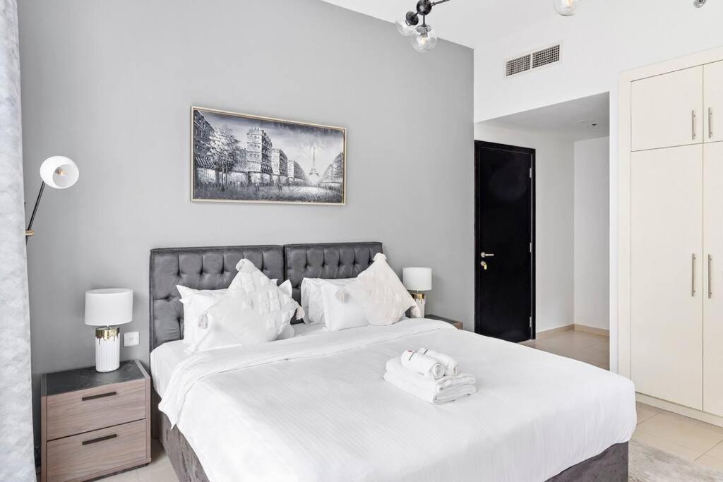 Stonetree - Cozy 1br Near Metro Station Daire