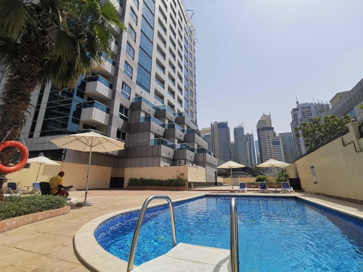 1 Bedroom Renovated In Marina Diamond 3 Close To Tram And Metro