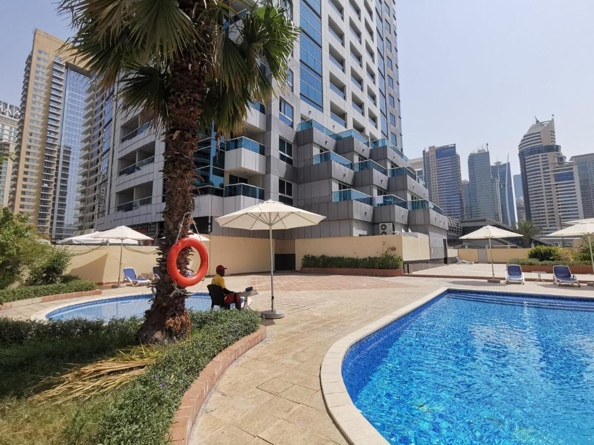1 Bedroom Renovated In Marina Diamond 3 Close To Tram And Metro Dubai