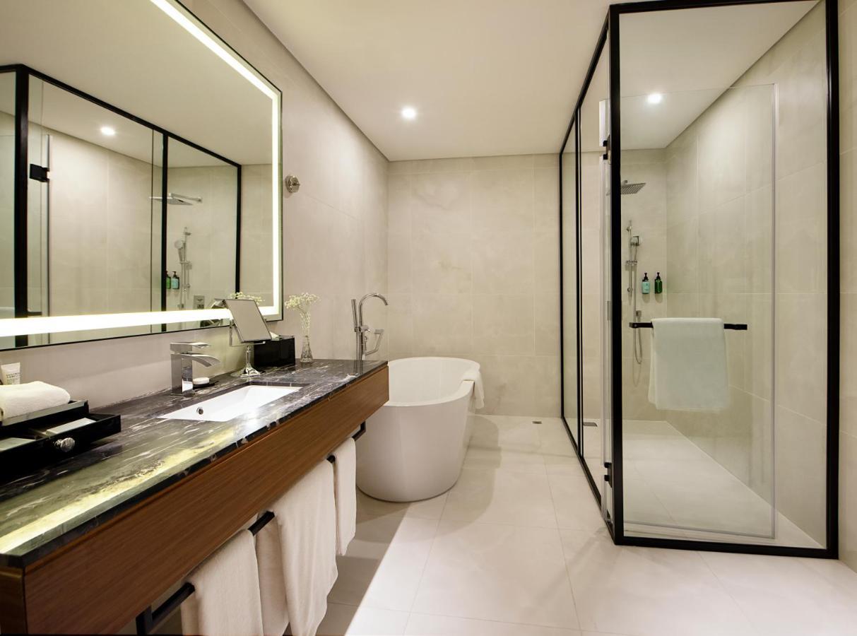 Asiana Grand Hotel 5*
