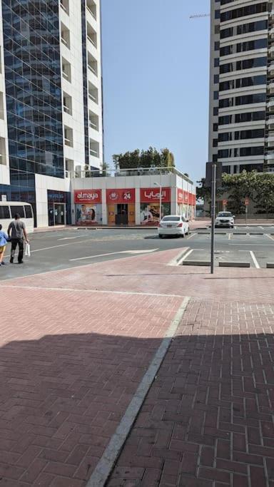 Premium 1bhk Near Metro Station Marina & Jbr *
