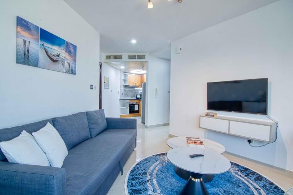 Premium 1bhk Near Metro Station Marina & Jbr Dubai