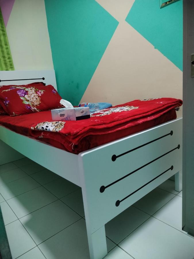 Apartment Sharaf Dg Metro Partition Private - 39 Flat-03# Dubai