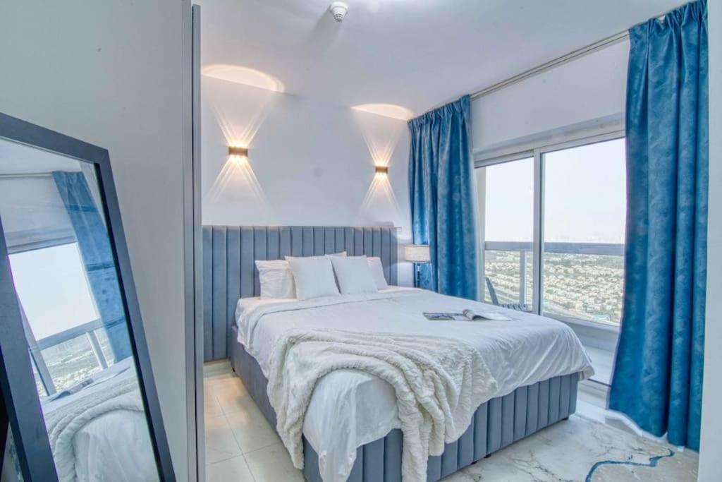 Premium 1bhk Near Metro Station Marina & Jbr *