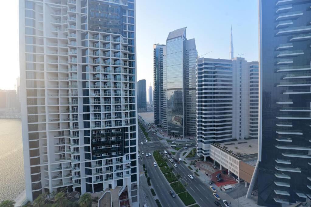 Daire Luxury Business Bay With Breathtaking Views. Dubai