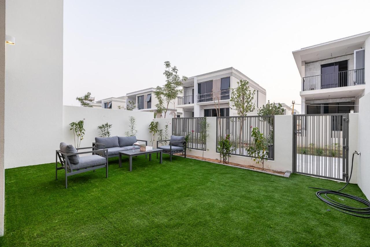 Townhouse With Garden I Tilal Al Ghaf I Newly Furnished