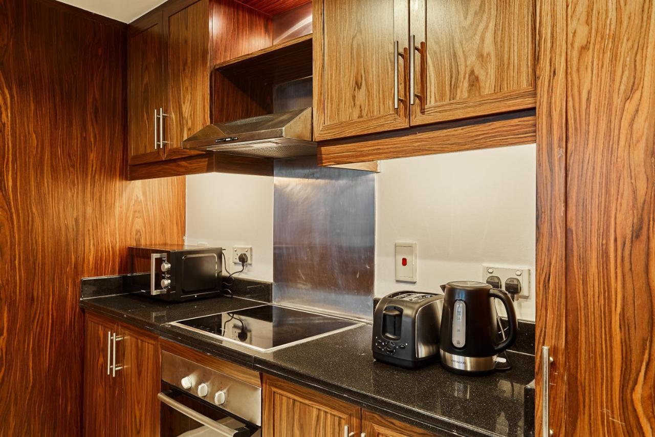 Burj Residences: Luxury With Burj Khalifa & Fountain Views Dubai