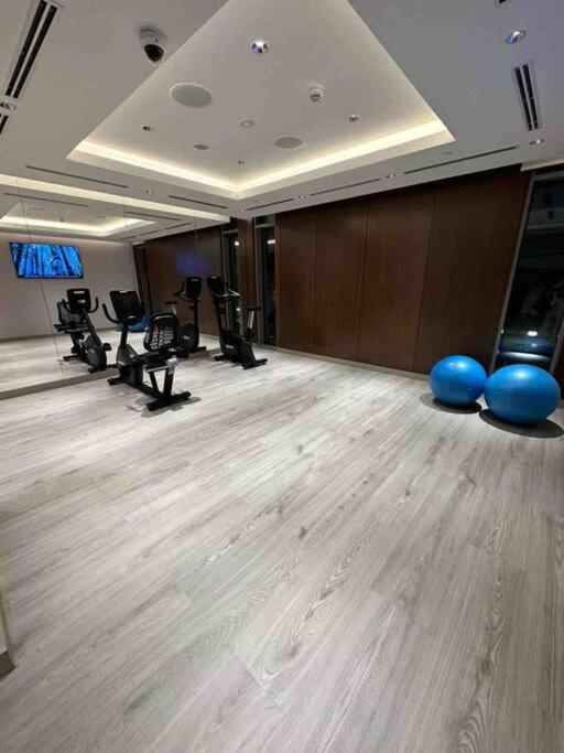 Stylish 1 Bedroom Downtown View * Dubai