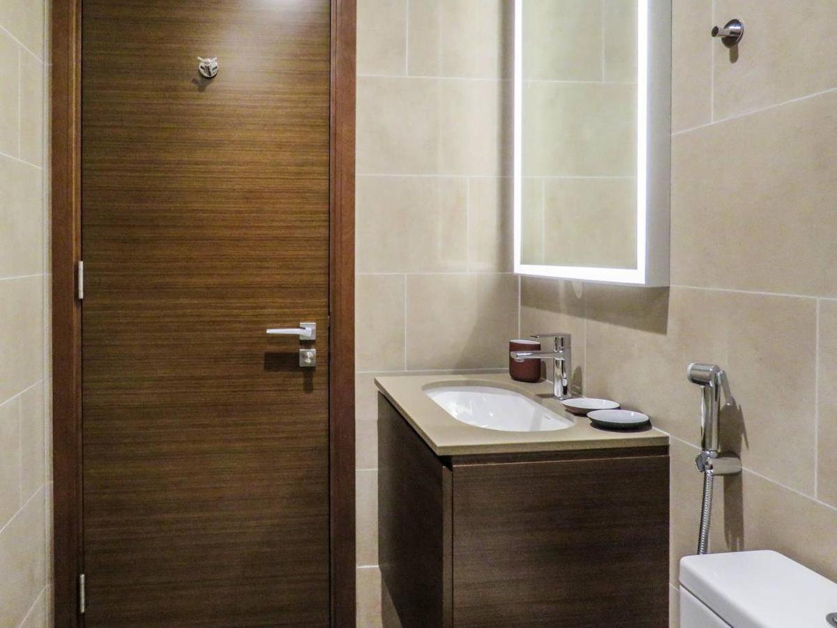 Stylish 1 Bedroom Downtown View * Dubai