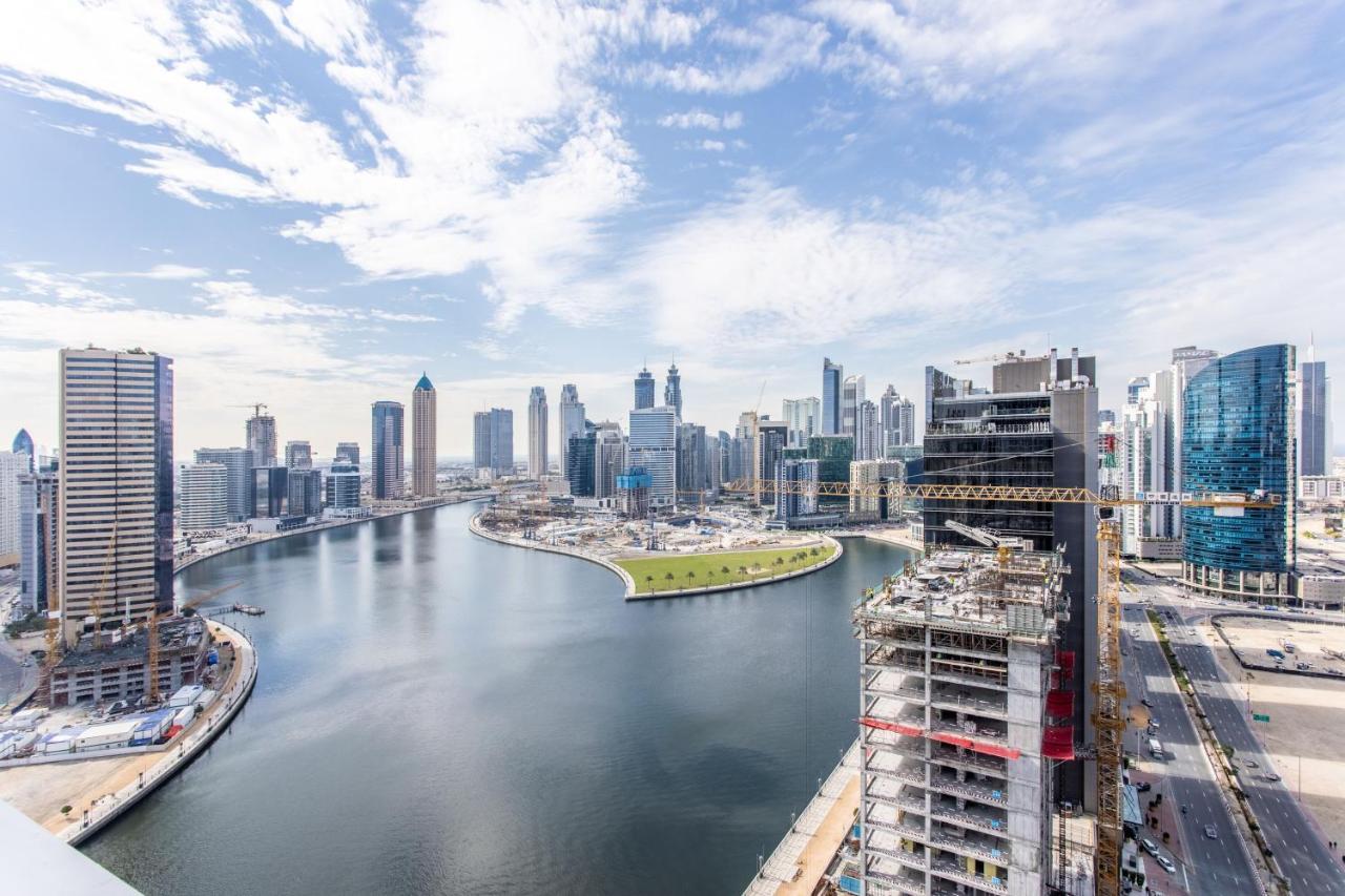 The S Homes Canal View And One Bedroom Apartments, Damac Maison Prive Apart Otel