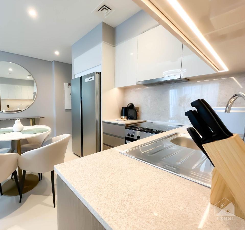 Luxury Burj Royale Burj Khalifa & Fountain View Apartment *