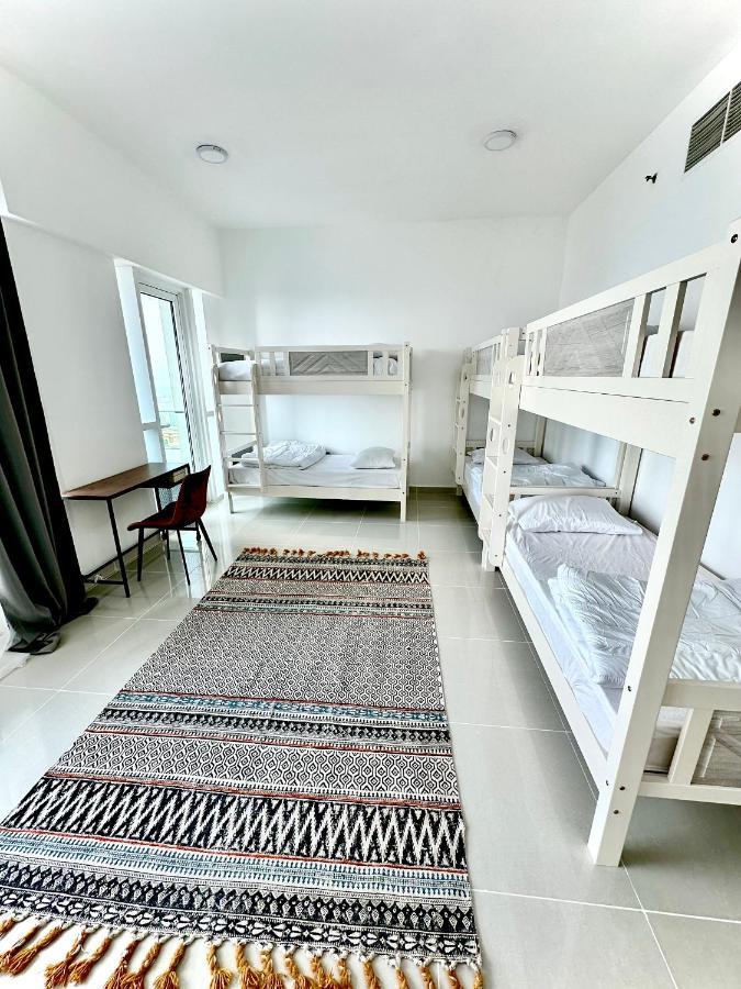 Marina Hostel *