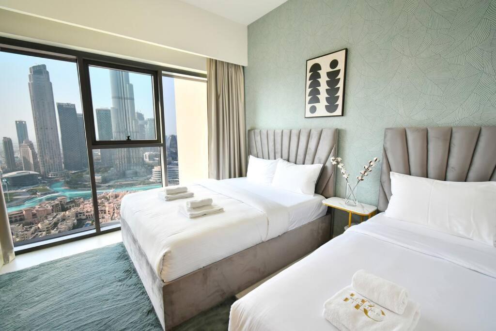 Burj Royale-enchanting Burj&fountain Full View Sky 3+1br Apartment