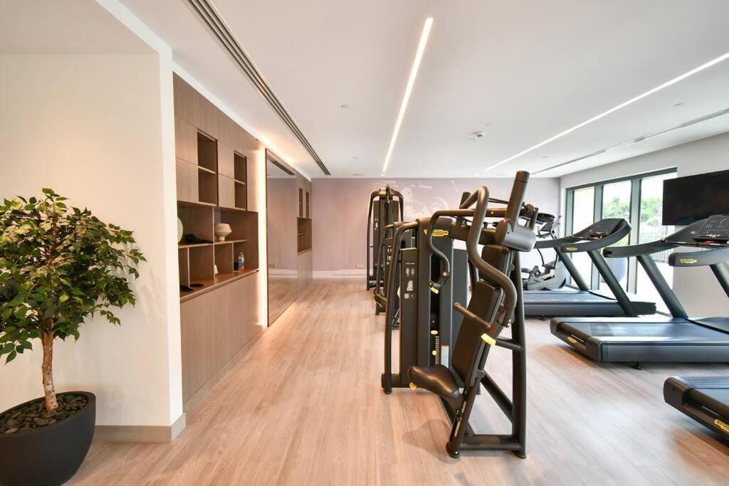 Burj Royale-enchanting Burj&fountain Full View Sky 3+1br Apartment Dubai