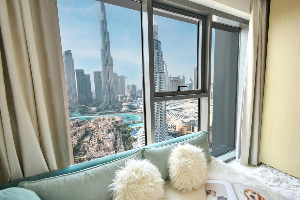 Apartment Burj Royale-enchanting Burj&fountain Full View Sky 3+1br Dubai