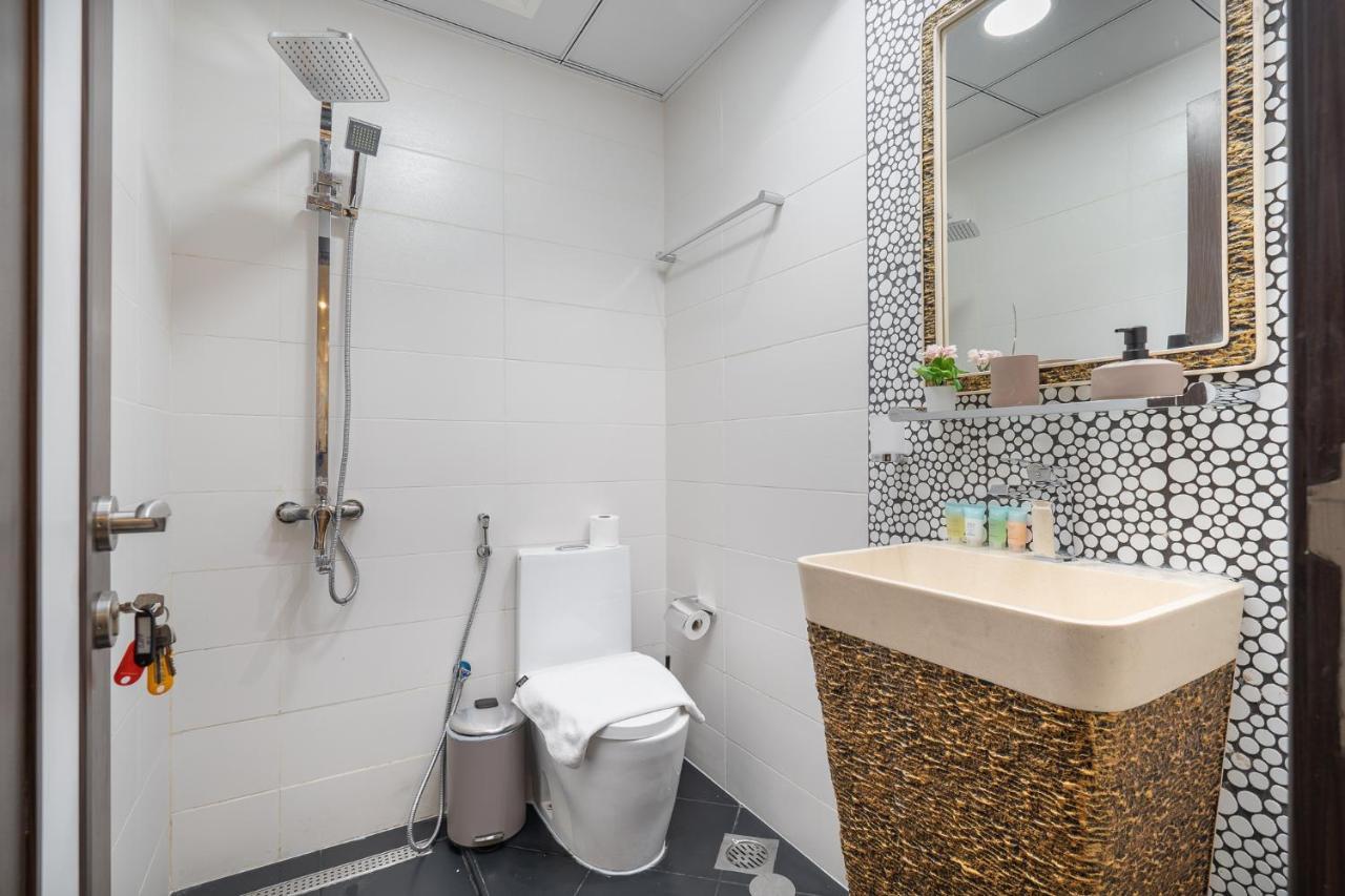 Apartment Heaven Crest Homes: Luxury Canal View With Amenities
