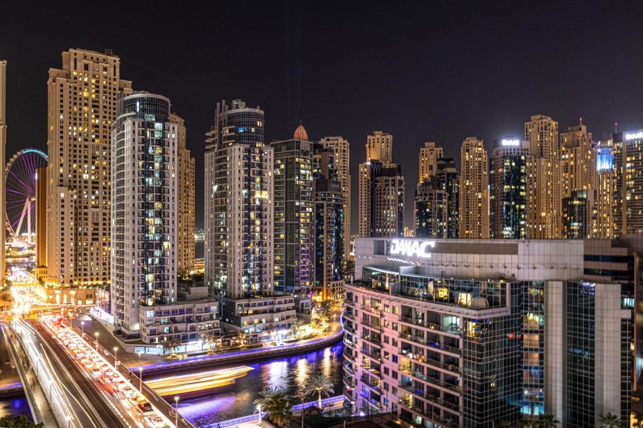 Luxury And Spacious Full Marina View Dubai