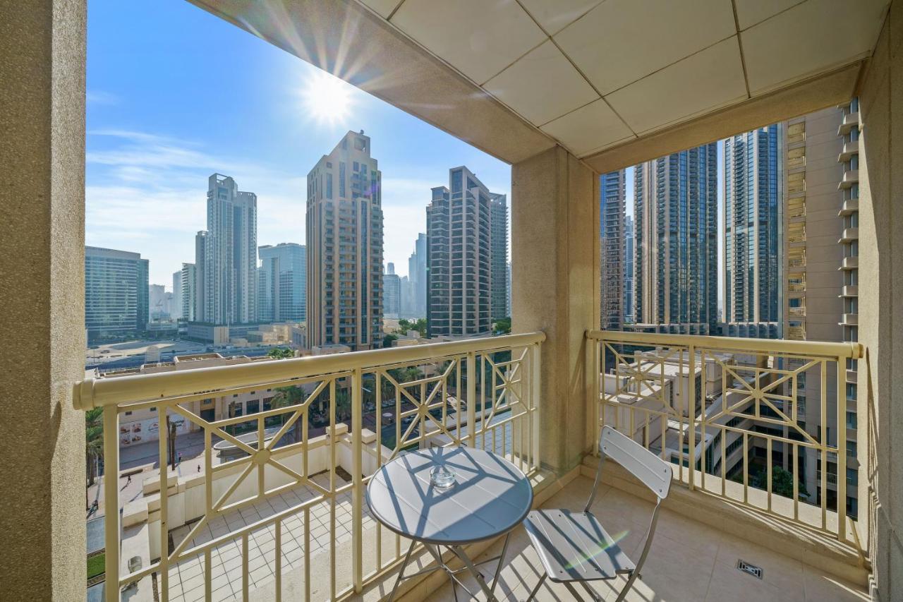 Cute 1 Bedroom - Walk To Opera, Mall & Burj Khalifa Apartment Dubai