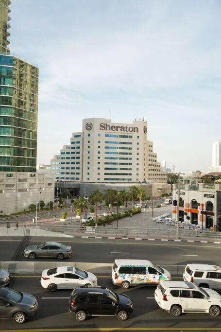 Serenity View: Modern 1br In Marina Dubai