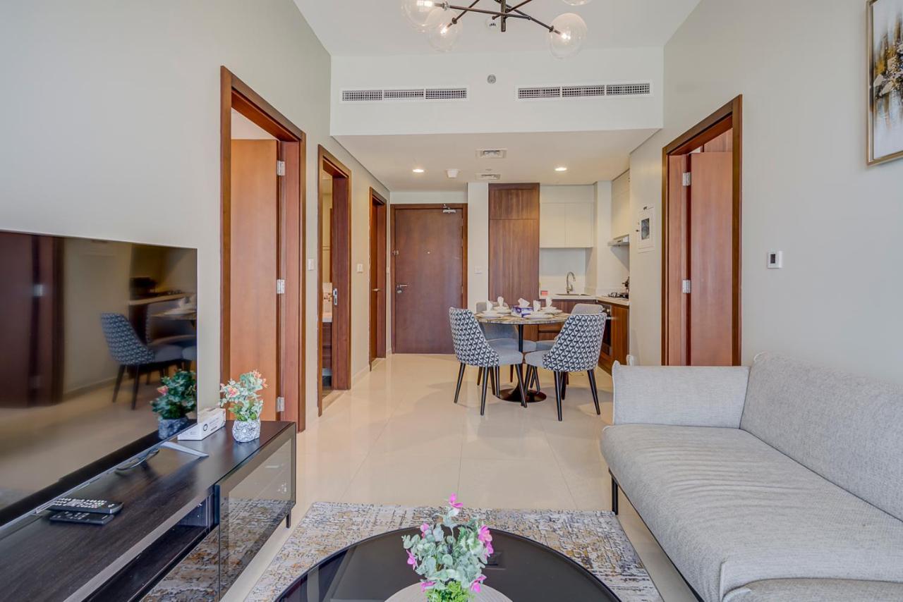 Apartment Two Bed Near Burj Khalifa Mall-5minuts-rva2705 Dubai