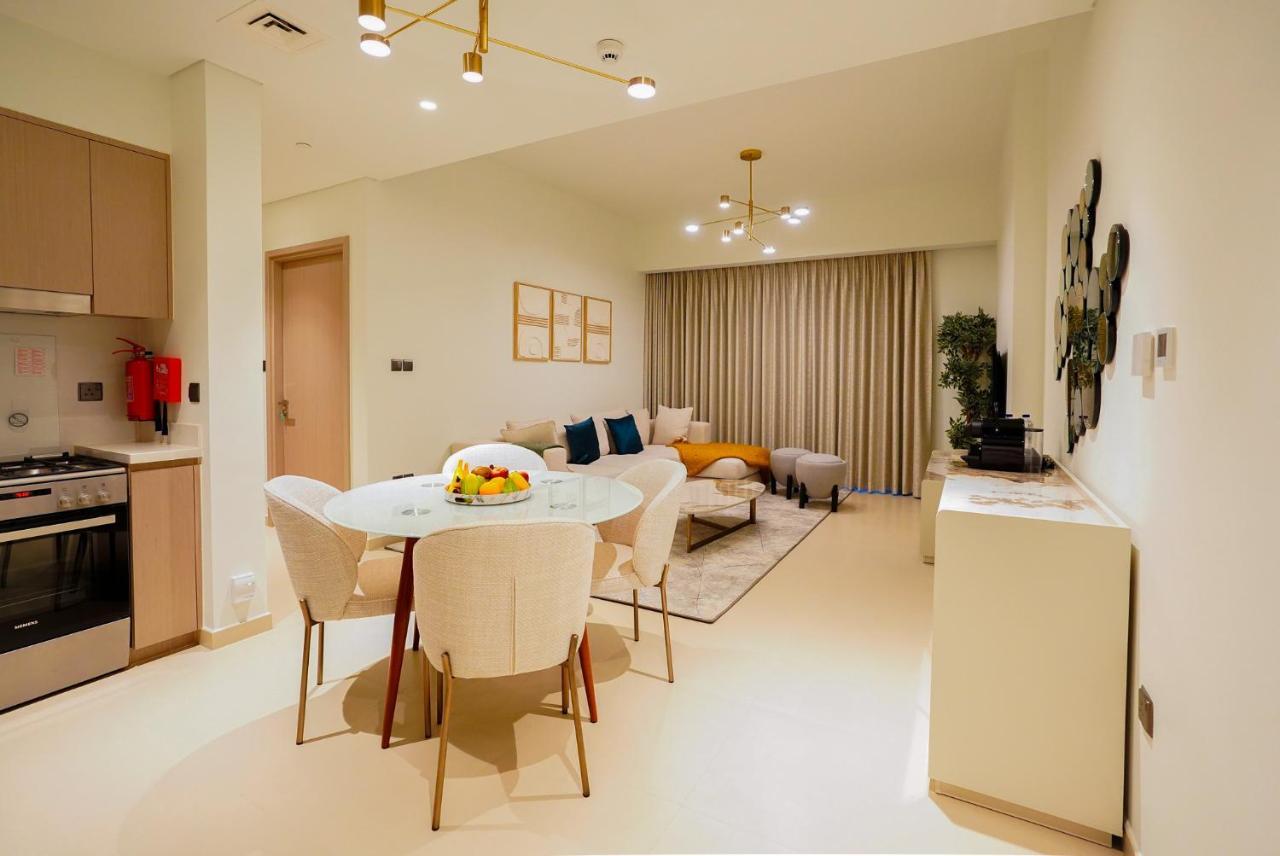 Citihome-1br In Act One With Burj Khalifa View At Pool Apartment Dubai
