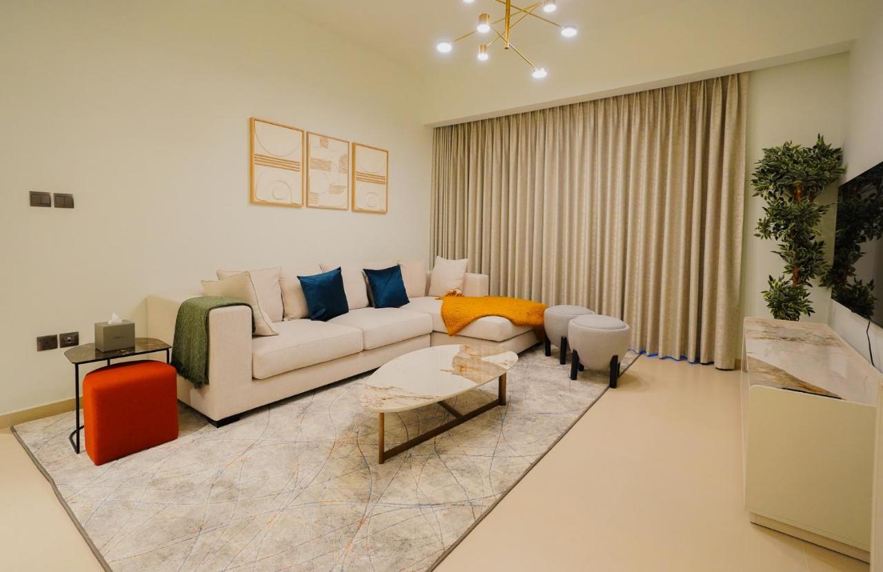 Citihome-1br In Act One With Burj Khalifa View At Pool Apartment