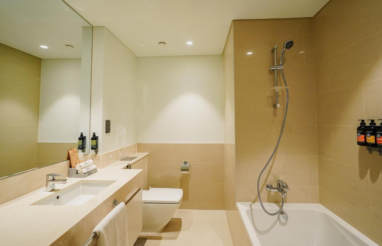 Citihome-1br In Act One With Burj Khalifa View At Pool Dubai