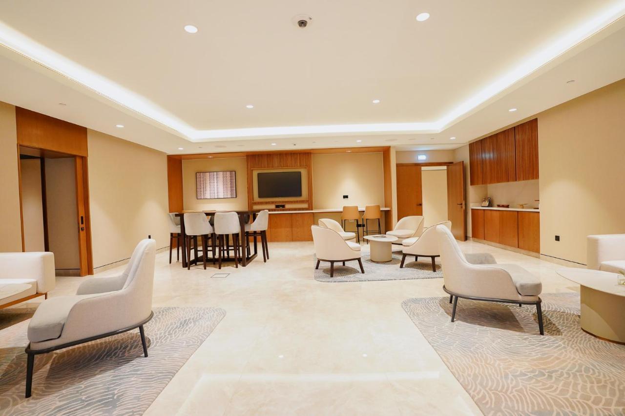 Citihome-1br In Act One With Burj Khalifa View At Pool Dubai