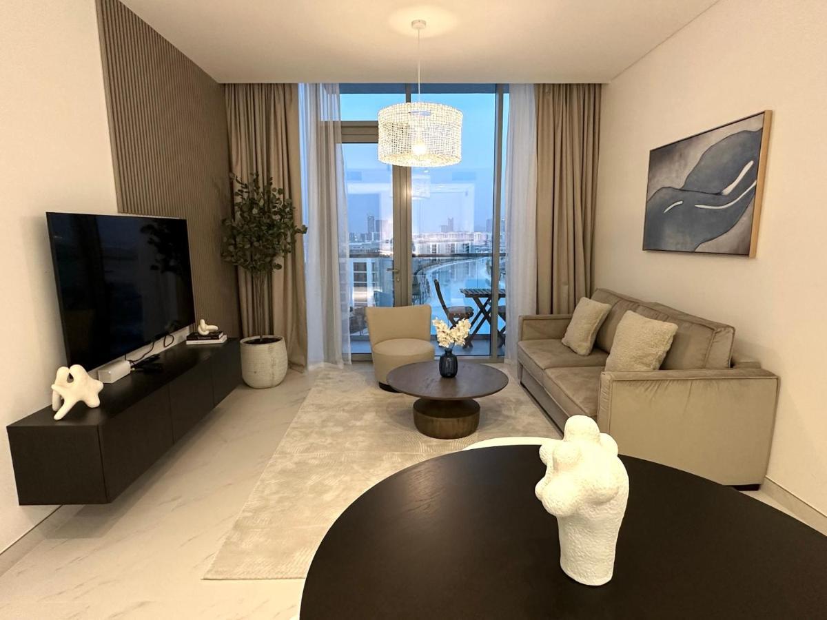 Apartamento Oraya - Skyline Serenity At 1br In District One Dubai