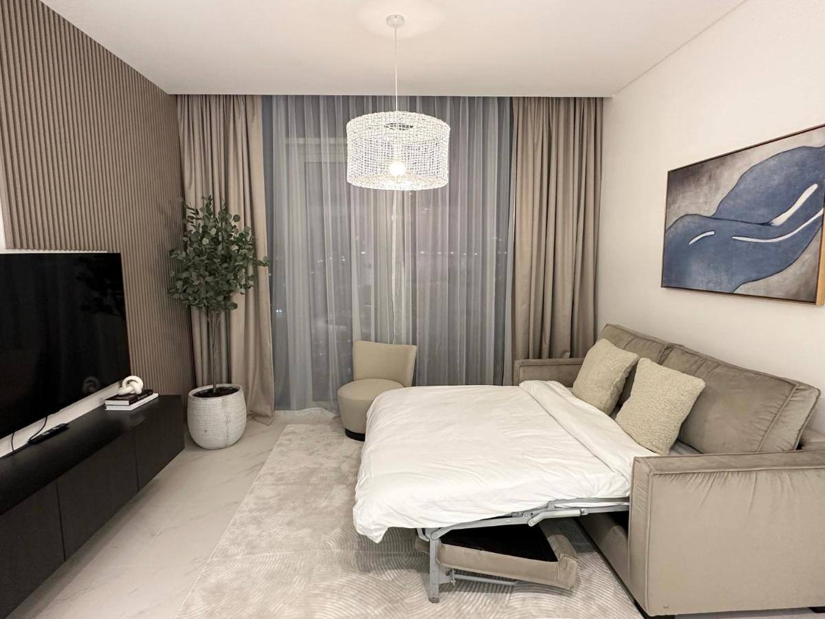 Oraya - Skyline Serenity At 1br In District One Apartamento Dubai
