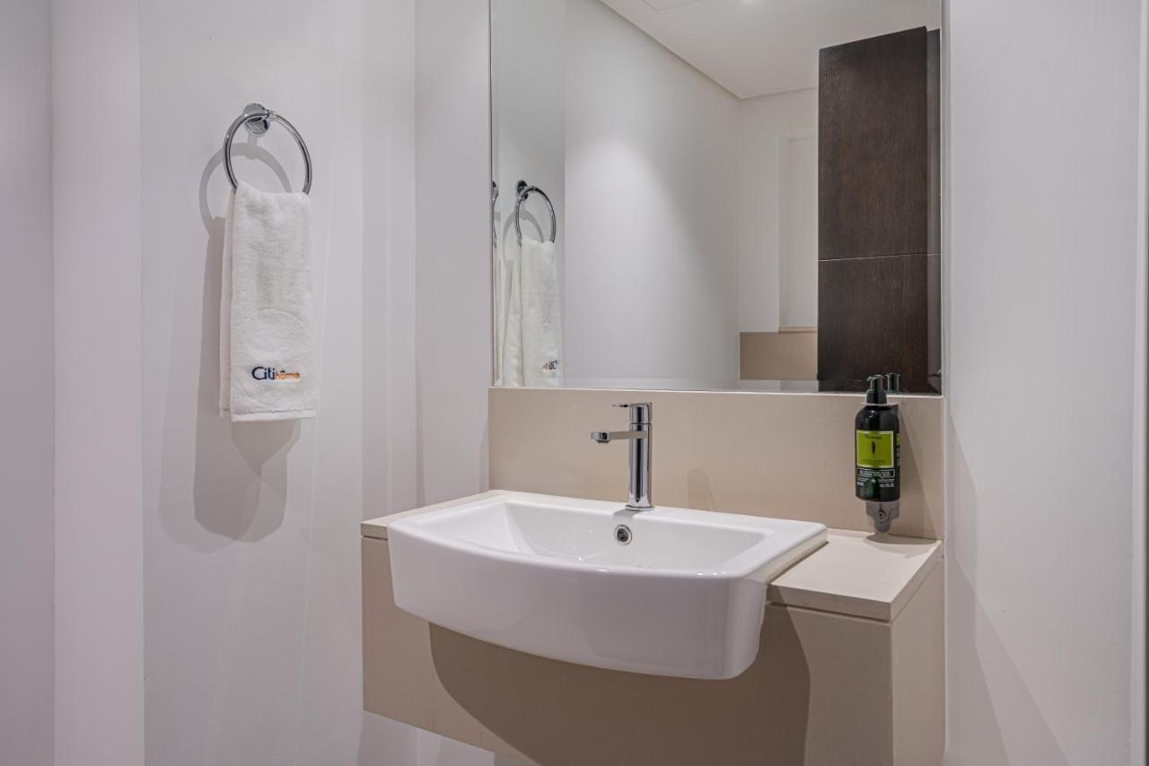 Citihome- New 1br Creek Island With Infinity Pool Dubai