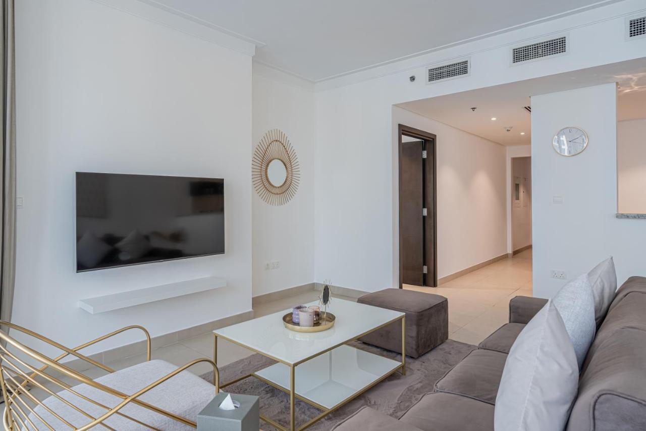 Citihome- New 1br Creek Island With Infinity Pool Dubai