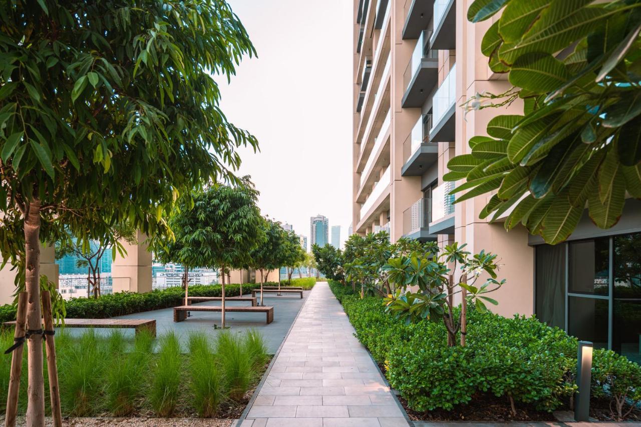 Burj Royal-luxurious 2 Bedrooms -downtown-burj & Fountain View Dubai