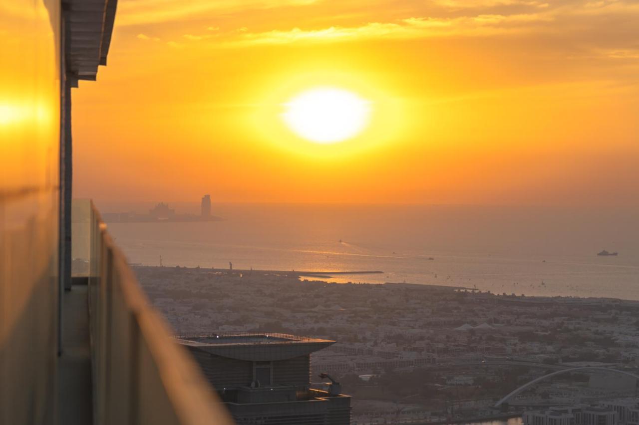 Magical With Rooftop Pool & Burj Khalifa View * Dubai