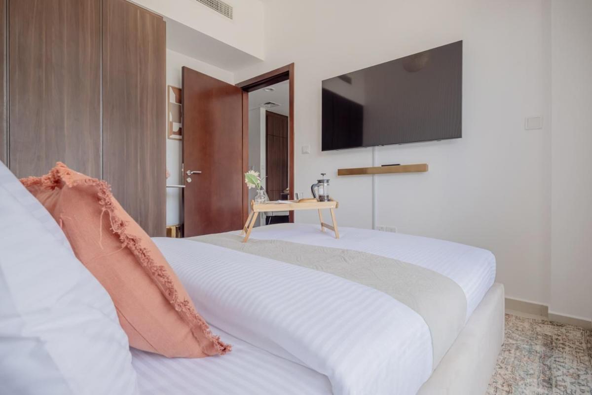 Frank Porter - Vera Apartamento Dubai