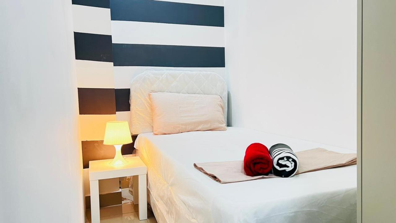 Homestay Brand New Private Partition Near Moe Metro *