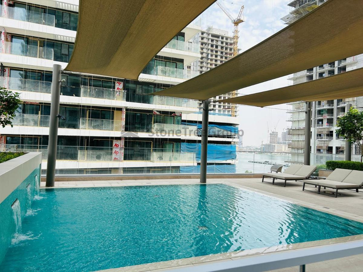 Apartment Stonetree - Private With High Class Building Facilities *