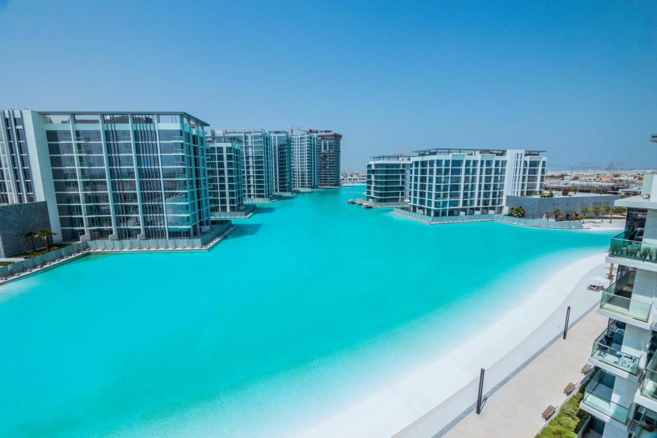 Higuests - Step Into Heaven In Lakeside Apartamento