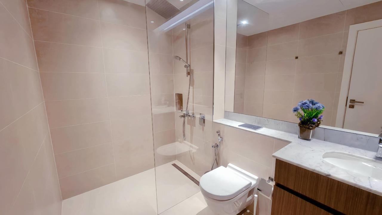 Vievv Property * Dubai