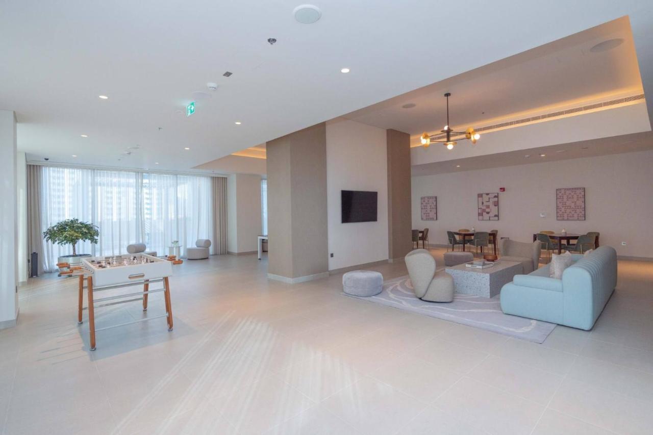 Chic 2-bedroom Downtown Gem Apartment *