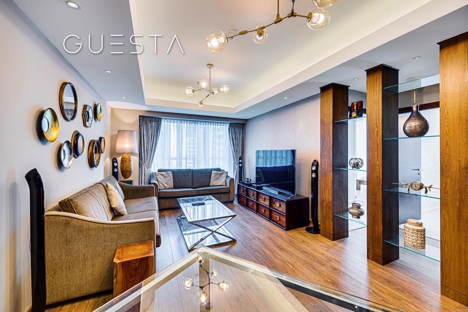 Elite Residence, Marina