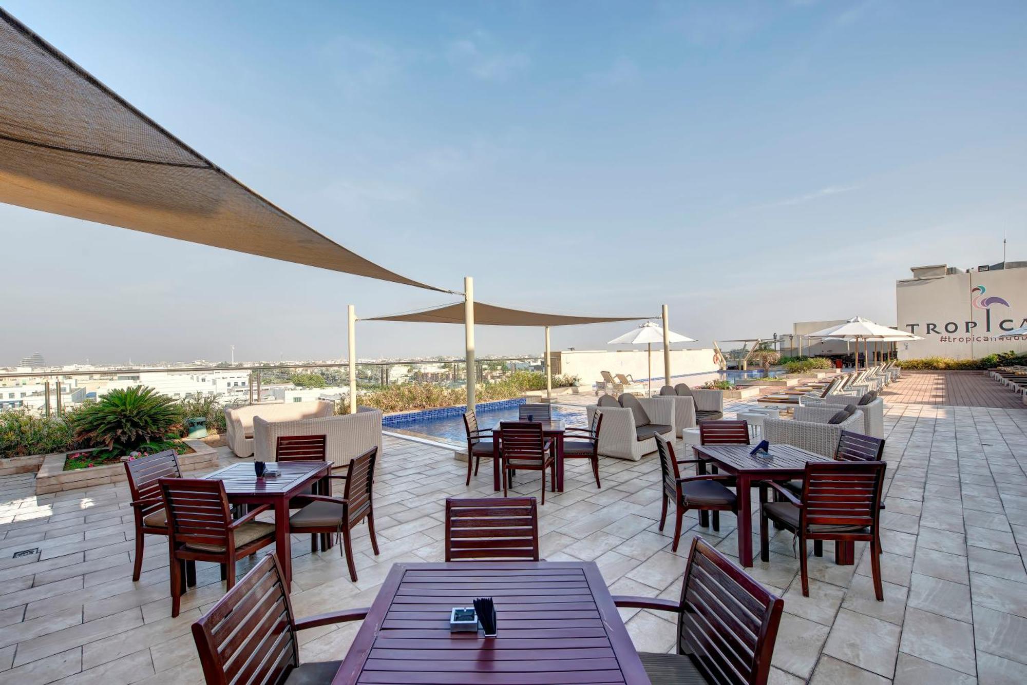 Metropolitan Hotel 4*