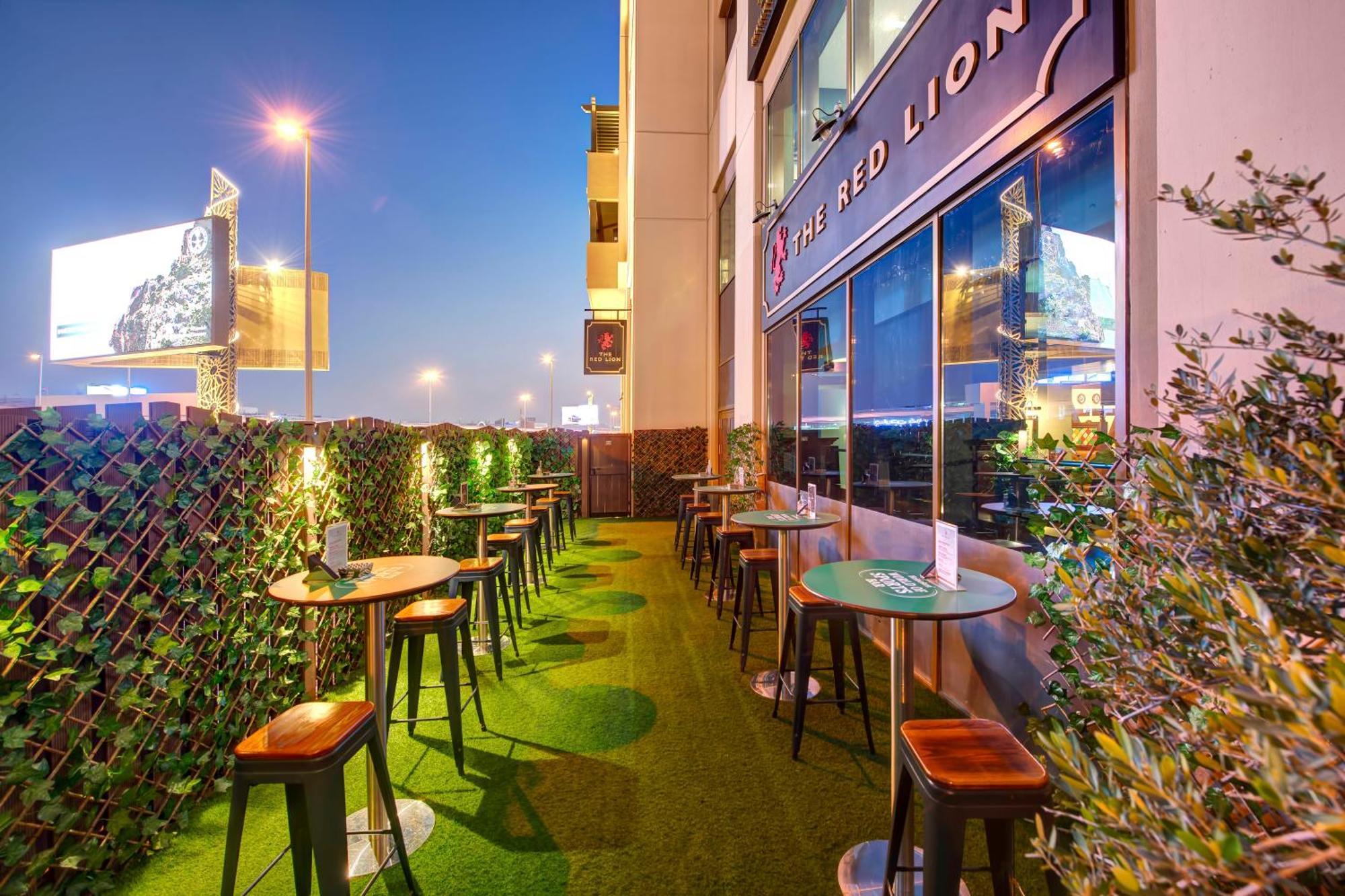 Metropolitan Hotel 4*