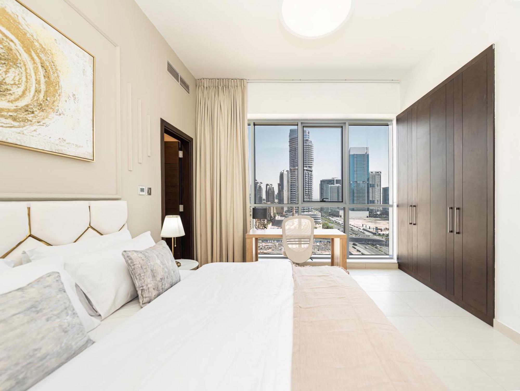 Daire Stunning & Spacious Central 2bed 2bath Burj View Dubai