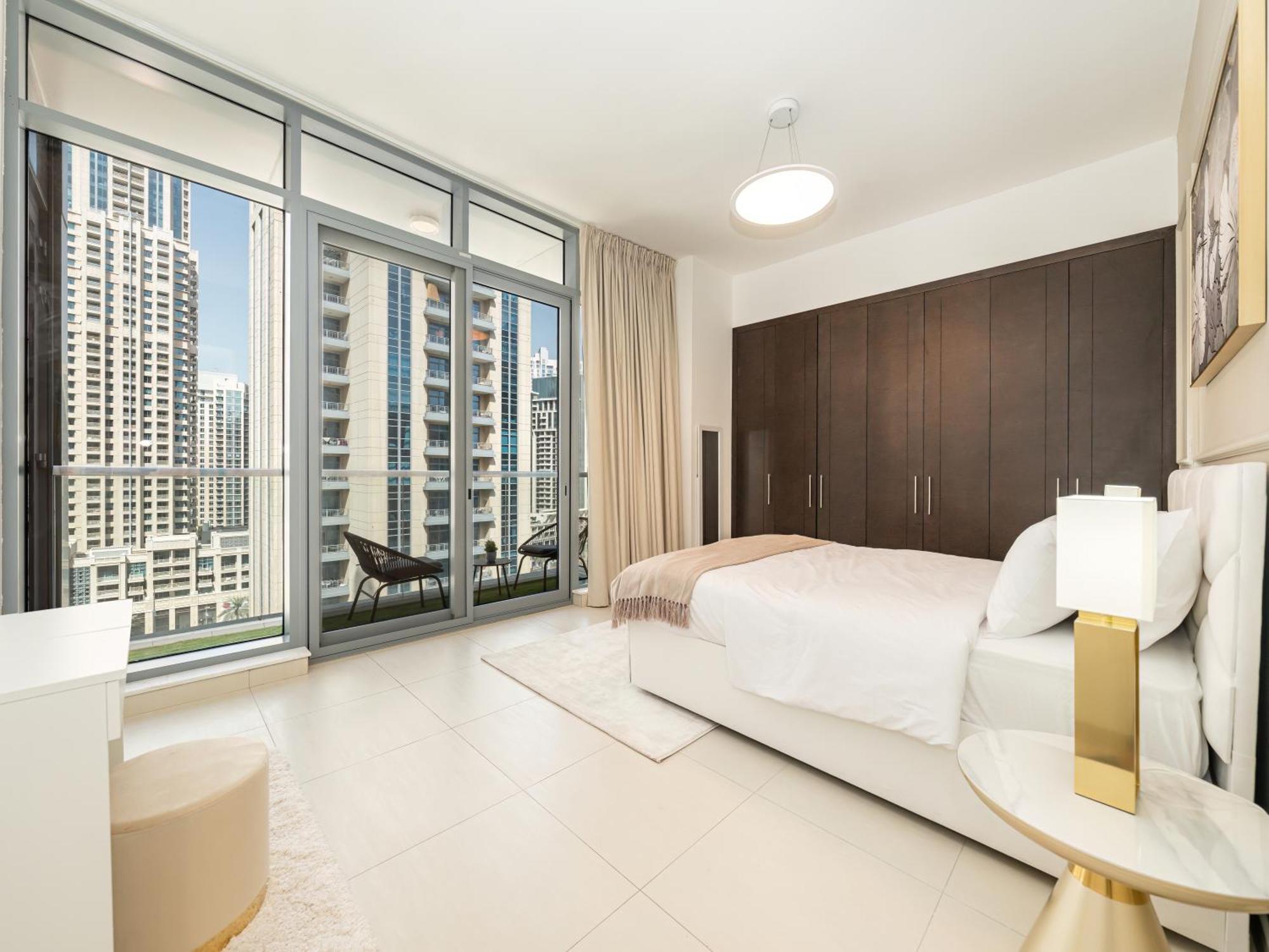Daire Stunning & Spacious Central 2bed 2bath Burj View