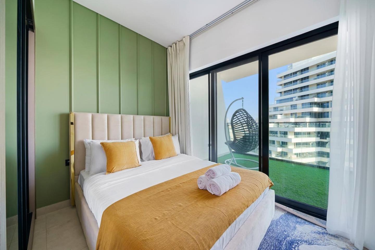 Stunning 3 Bedroom In Binghatti Creek Apartment