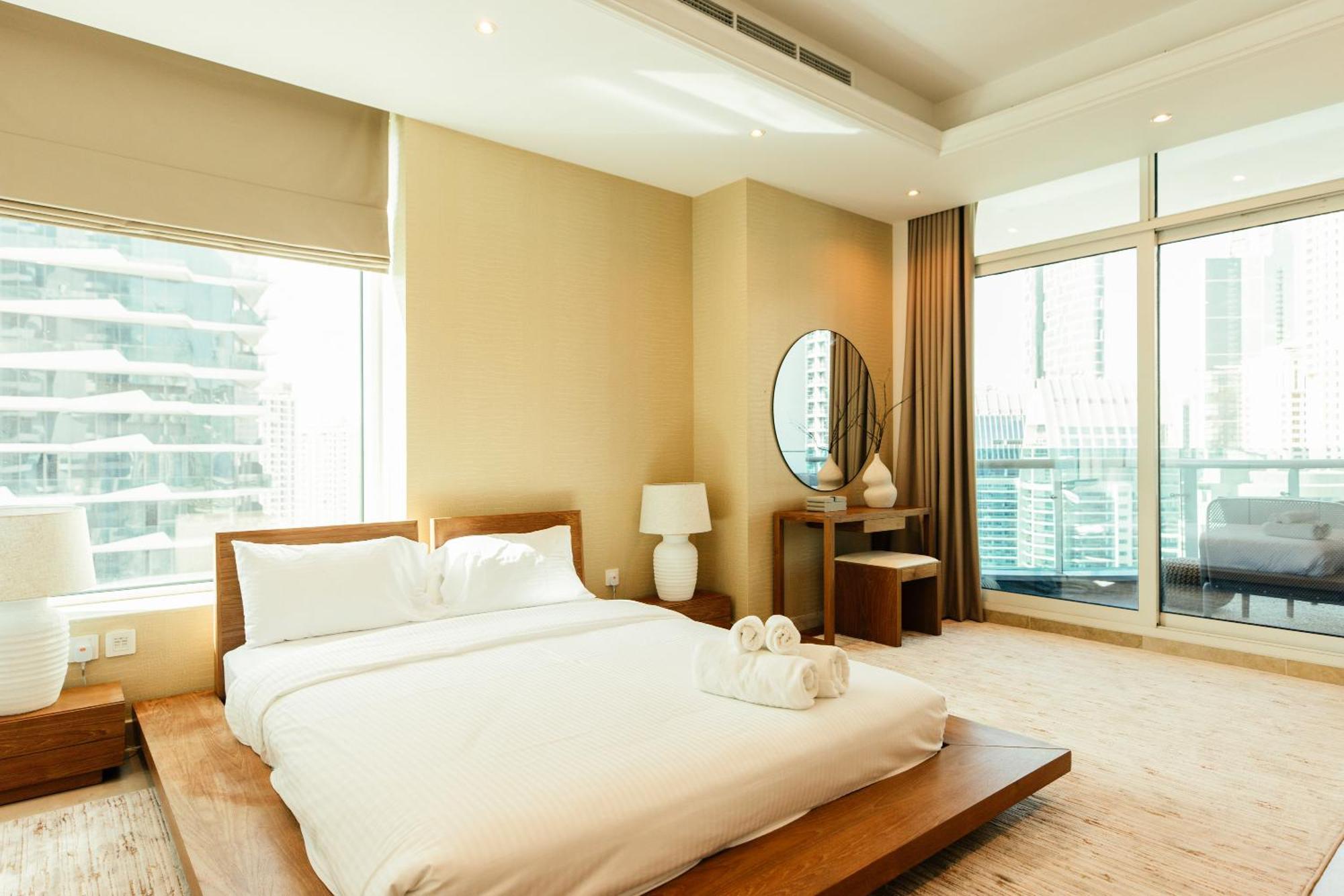 Apartment Stunning 2br With Captivating Marina View - 17ab06 Dubai
